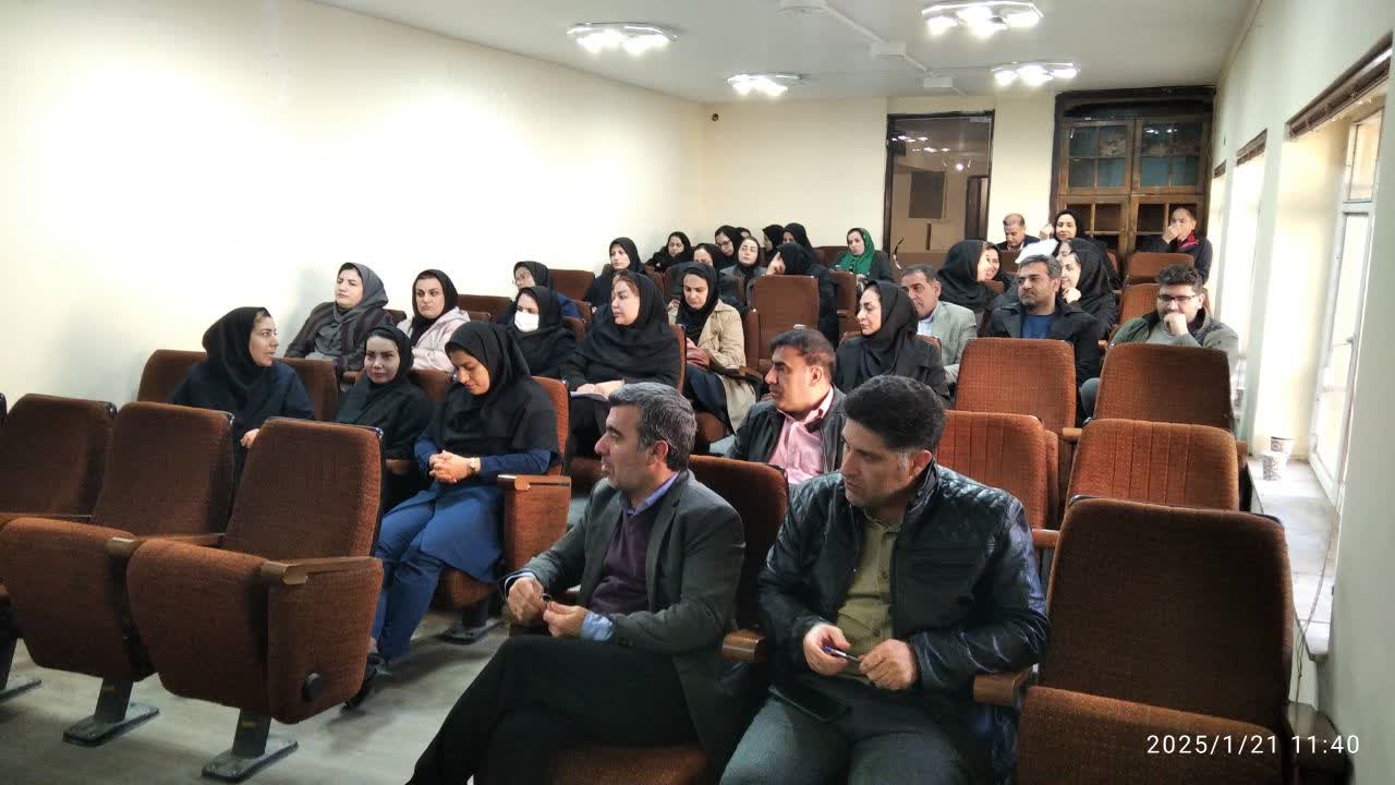 آموزشی باغبانی بخشوده.jpg